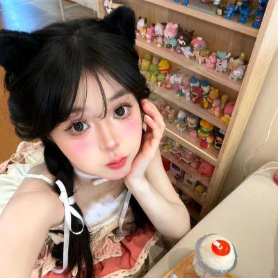 彩虹艳女 海报